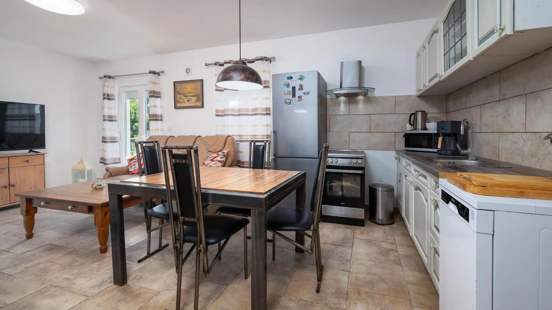 Gorgeous Home In Koromacno With Wifi 0*,  Kroatië
