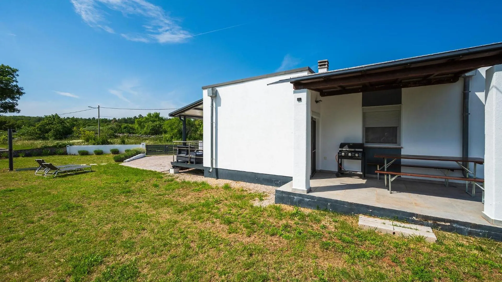 Gorgeous Home In Koromacno With Wifi