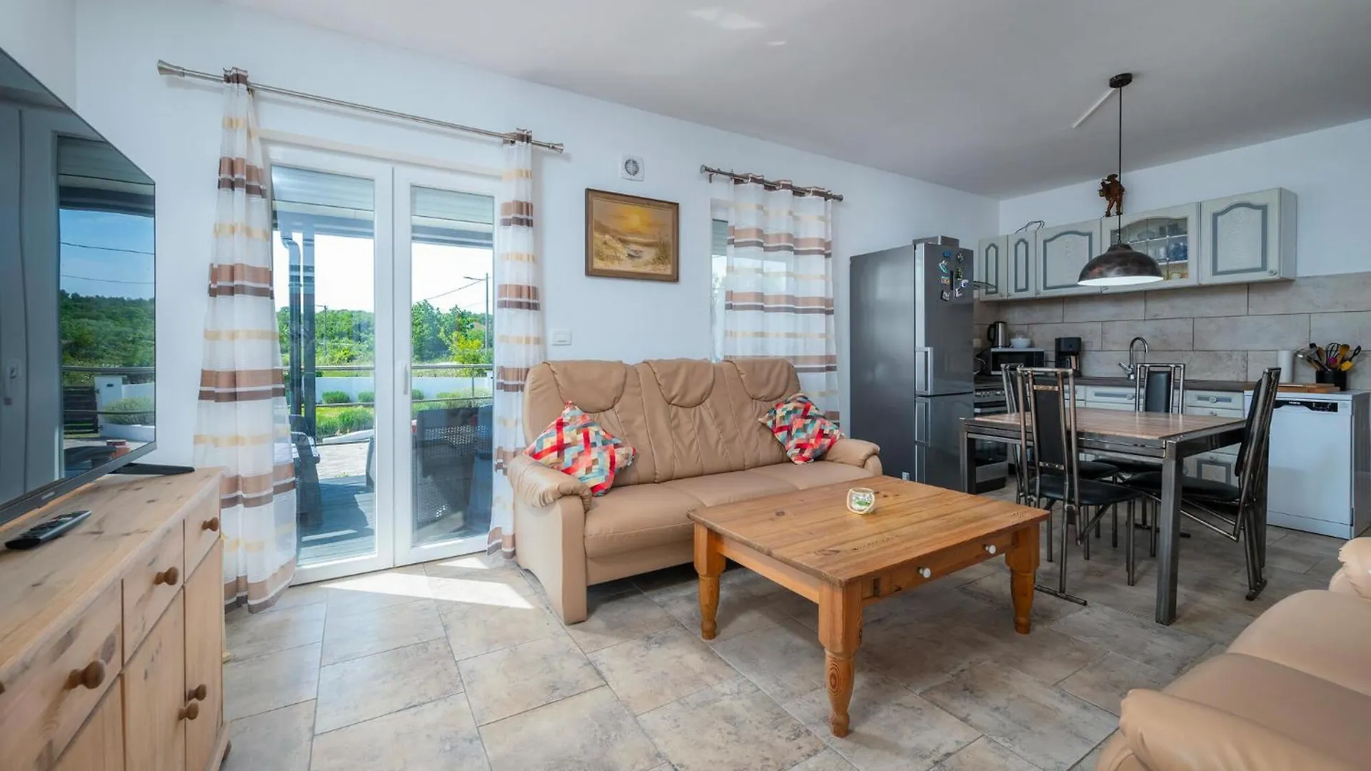 Gorgeous Home In Koromacno With Wifi 0*,